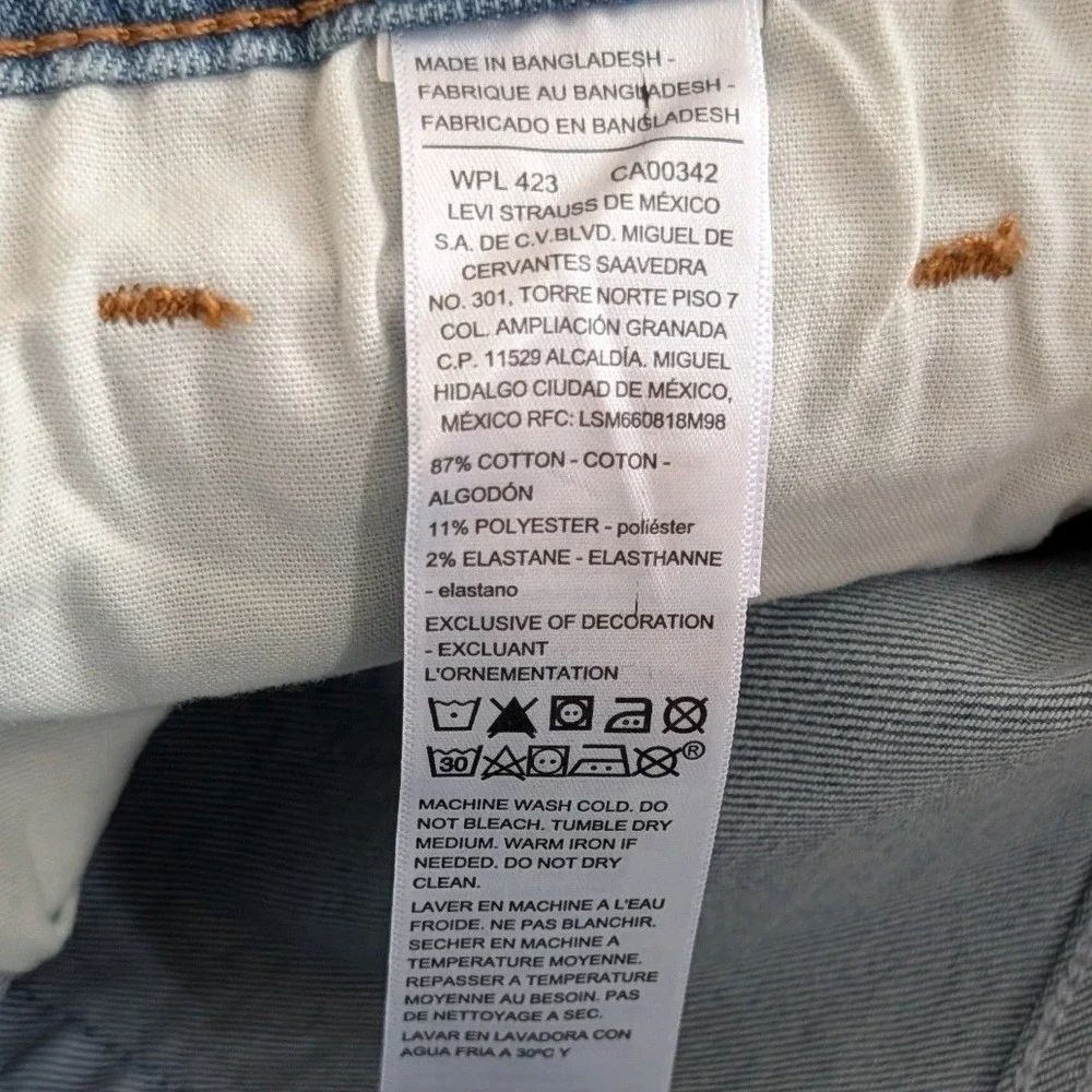 Levi Strauss Signature Men's Slim Fit Flex Jeans 30x32 Light Wash New NWT